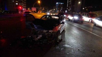 Malatya’da tır ile otomobil çarpıştı: 3 yaralı