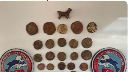 Mardin’de tarihi eser operasyonu: 45 sikke ve hayvan figürlü heykel ele geçirildi