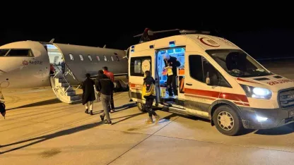 Ağrı’da Zamanla Yarış: 2 Yaşındaki Aras Bebek İçin Ambulans Uçak Havalandı