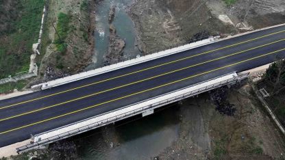 20 mahalleyi birbirine bağlayan köprüde yenileme çalışmaları sona geldi