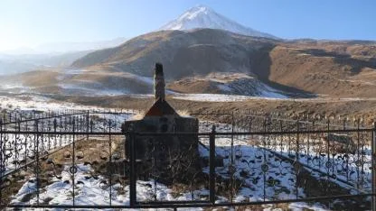 Ağrı Dağı’nın İlk Dağcı Şehidi: Er Mehmet Tavşan’ın Mezarı Tarih Turizminin Odağı Oldu