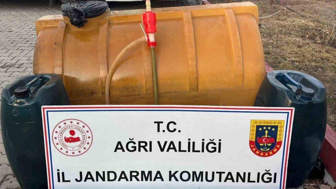 Ağrı'da Yolcu Otobüsünde Kaçak Akaryakıt Operasyonu