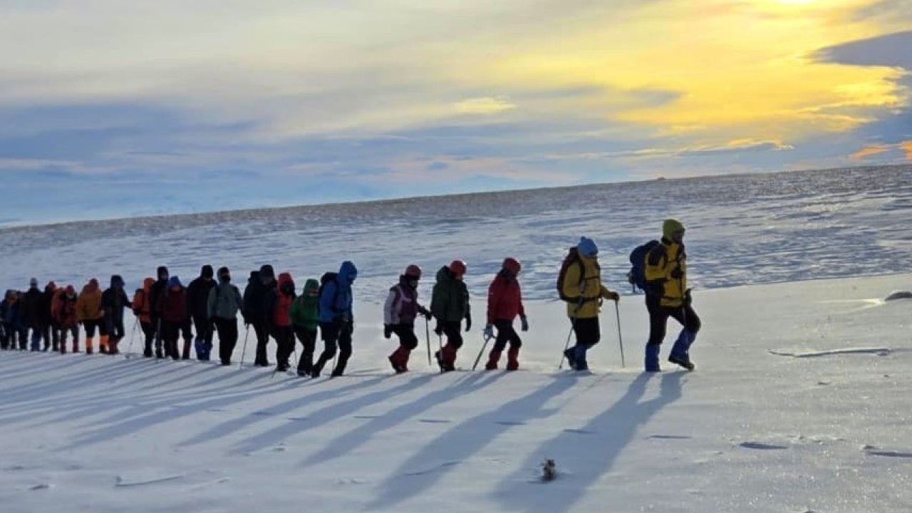 Allahuekber Dağları’nın Zirvesinde Vefa: Sarıkamış Şehitleri 111. Yılında Anıldı