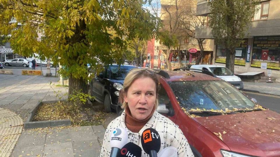 Ankara’da zorbalık gören öğretmenin okulunun veli ve öğrencileri olayı kınadılar