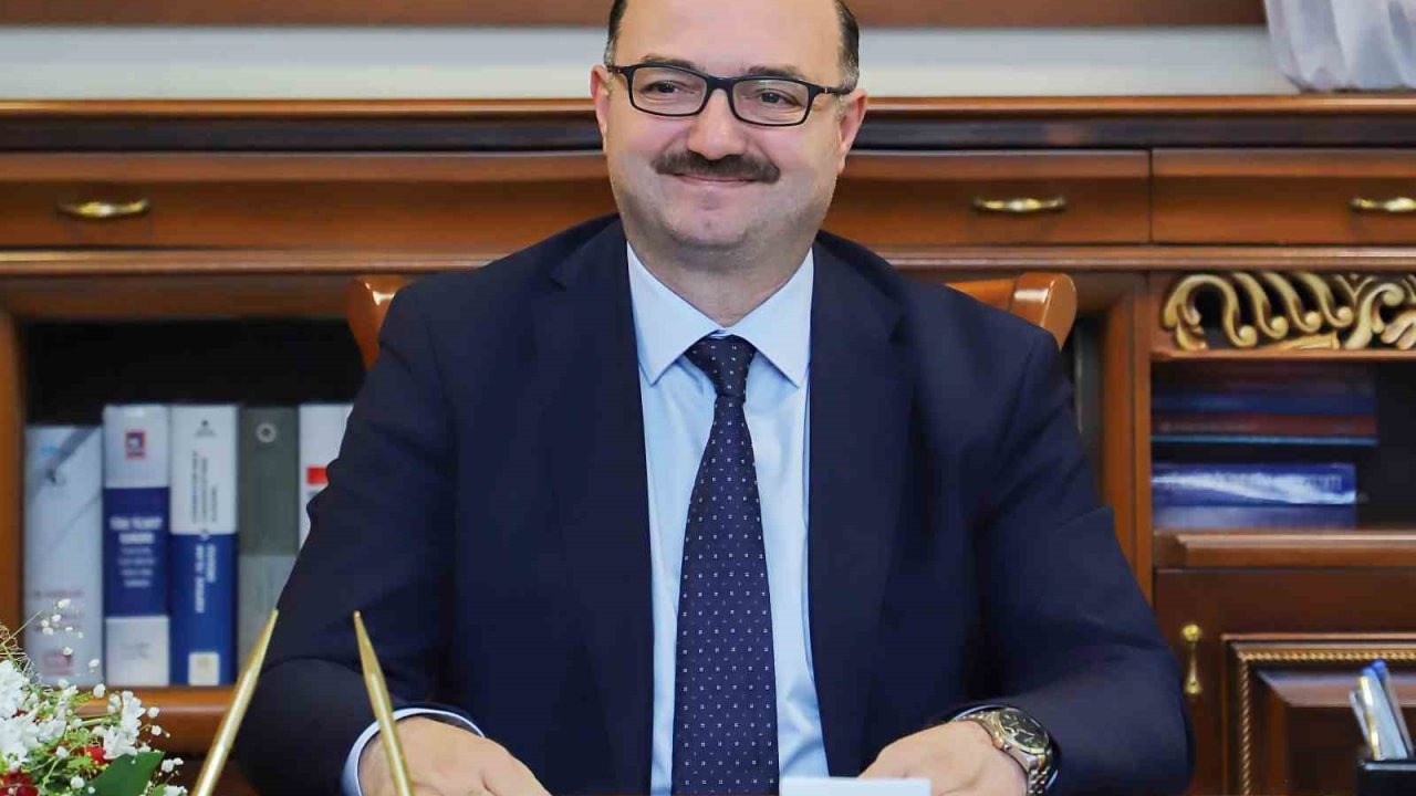 Atatürk Üniversitesi&#039;nden TÜBİTAK Projelerine Rekor Başvuru: 1141 Projeyle Bilimsel Üretkenlik Teyit Edildi