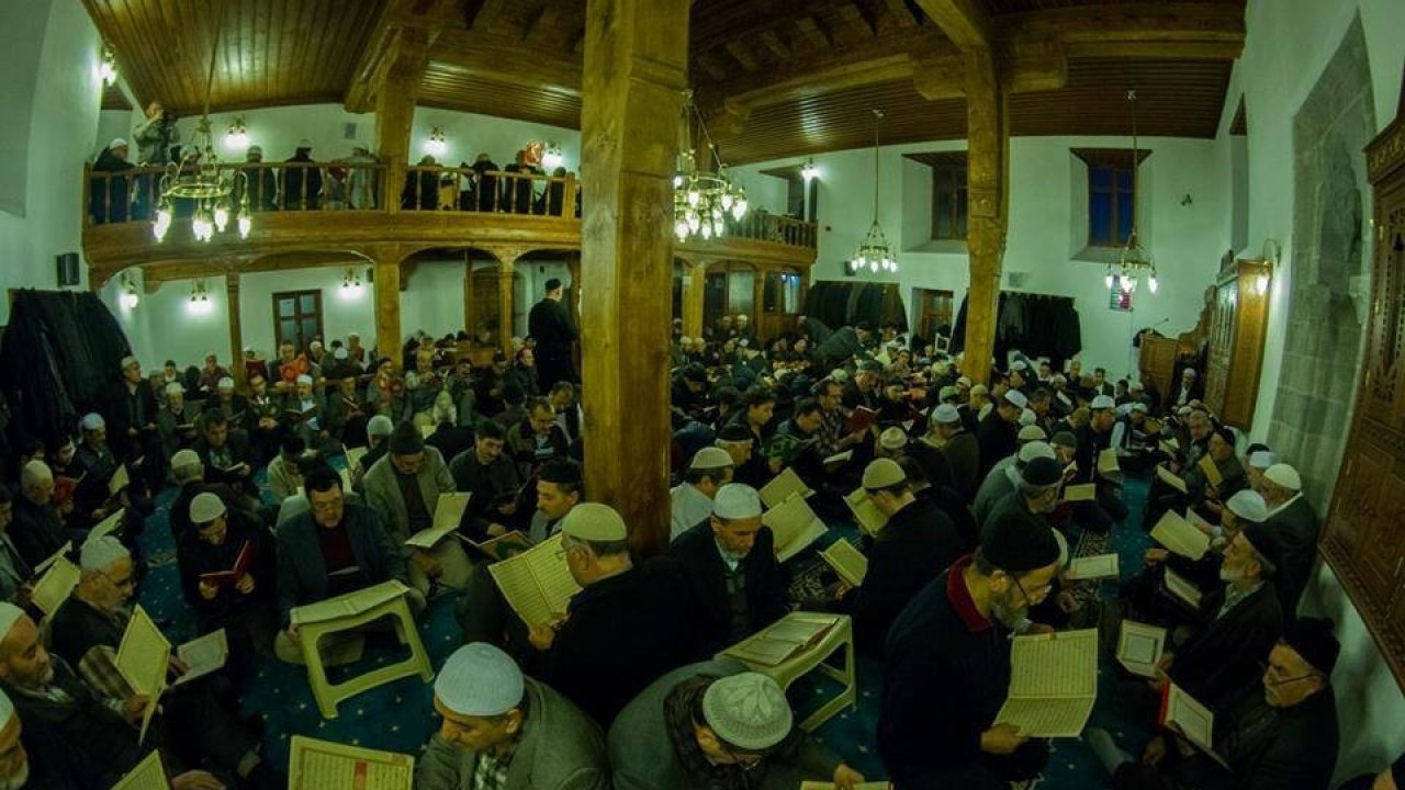 Erzurum’da 500 Yıllık ‘1001 Hatim’ Geleneği Başlıyor: İşte Program Detayları