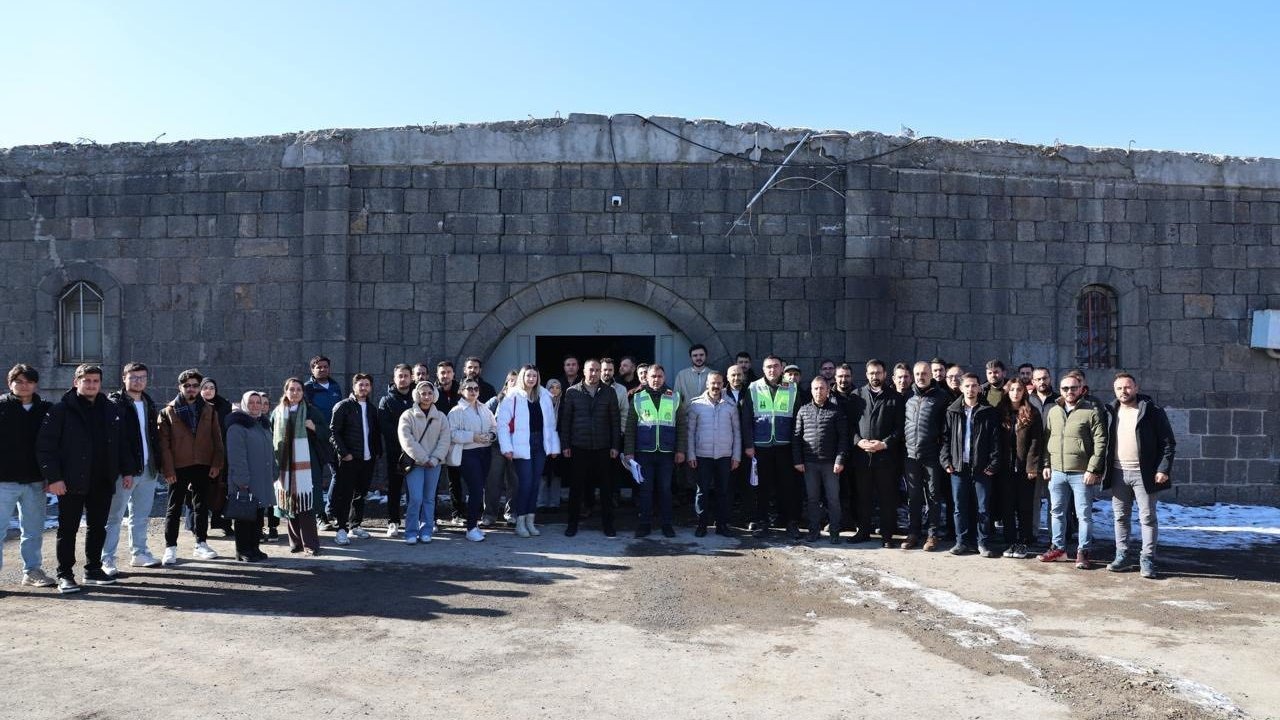 Erzurum’un 160 Yıllık Askeri Mirası Yaşayan Bir Kapalı Çarşıya Dönüşüyor