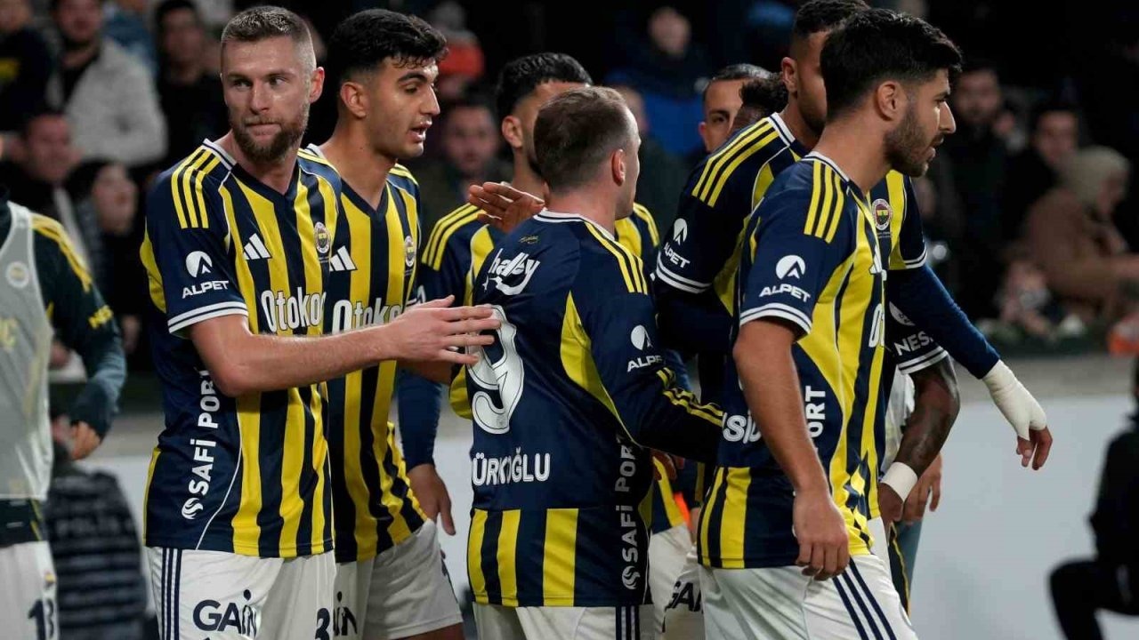 Fenerbahçe, Başakşehir Deplasmanında Berabere Kaldı: Liderle Puan Farkı Açıldı