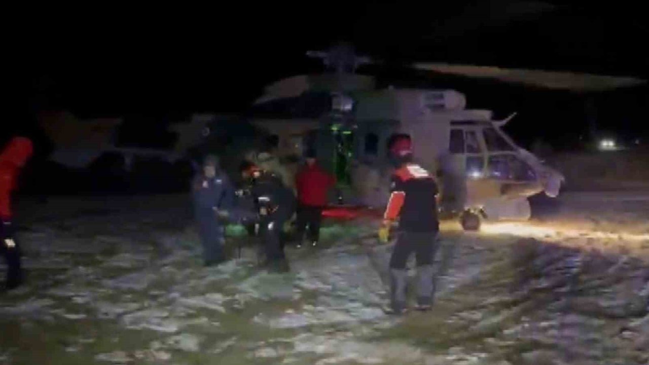 Hasan Dağı’nda mahsur kalan öğrenciler helikopterle kurtarıldı