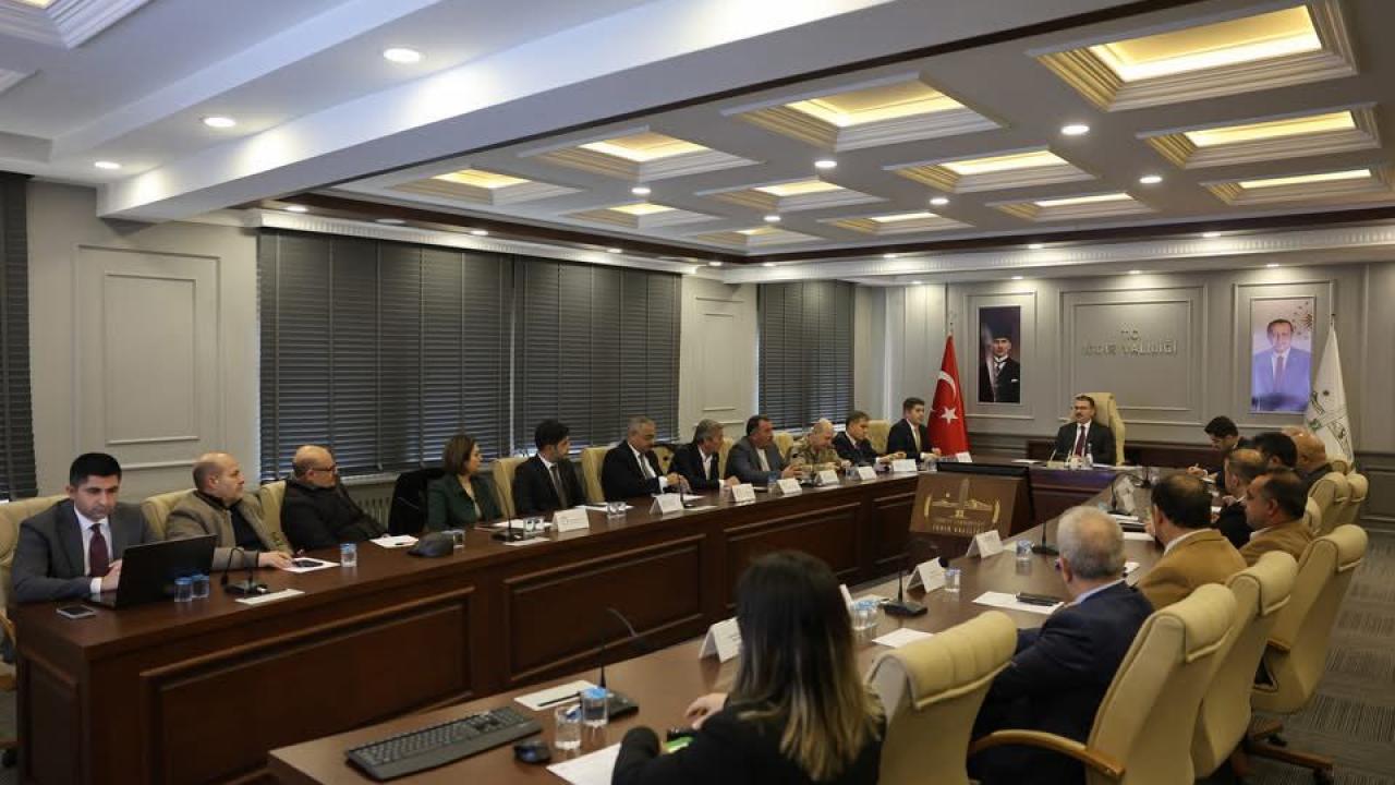 Iğdır İl Hayvanları Koruma Kurulu Toplandı: Vali Turan Önemli Açıklamalarda Bulundu