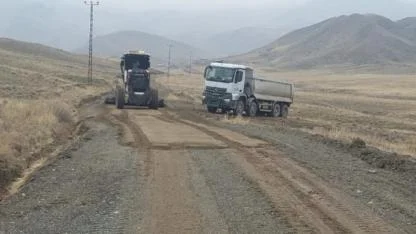Iğdır Köy Yollarında Çalışmalar Aralıksız Sürüyor!