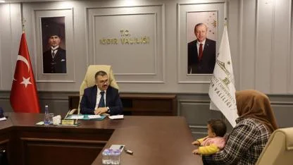 Iğdır Valisi Ercan Turan 'Halk Günü'nde Vatandaşları Dinledi