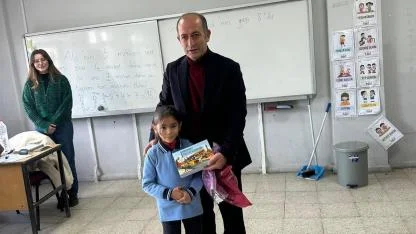 Iğdır'da Atatürk Büstüne Selam Veren Minik Feride’ye Müdür Demirel'den Ziyaret