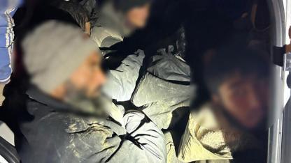 Iğdır’da Düzensiz Göçmen Operasyonu: 12 Göçmen ve 2 Organizatör Yakalandı