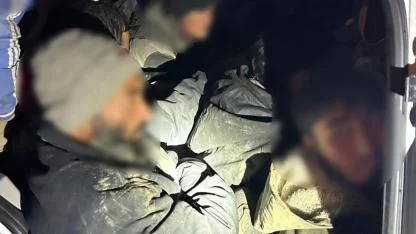 Iğdır’da Düzensiz Göçmen Operasyonu: 12 Göçmen ve 2 Organizatör Yakalandı