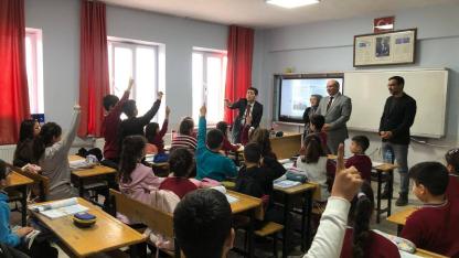 Karakoyunlu Kaymakamı Erdoğan'dan Miniklere Ziyaret