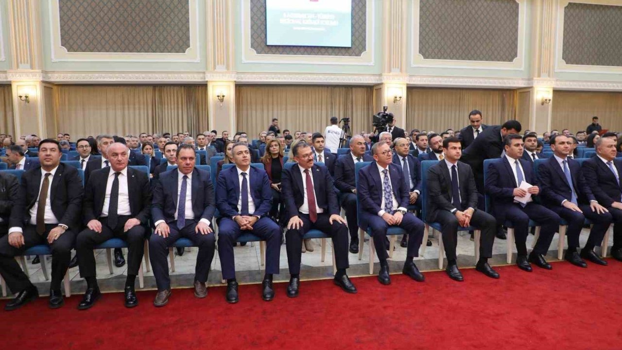 Kars Öncülüğünde 100 İş İnsanı Nahçıvan’a Çıkarma Yaptı: Bölgesel Ekonomik Forum Tamamlandı