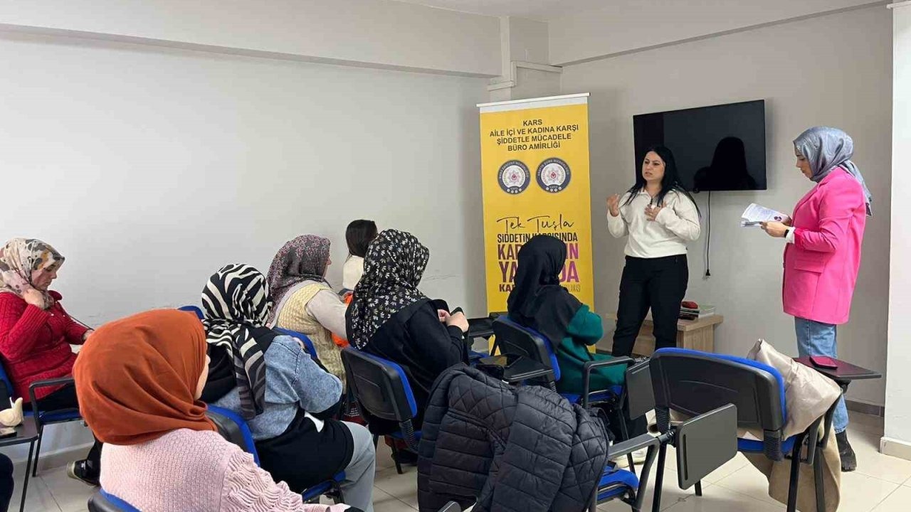 Kars’ta Kadınlara KADES Uygulaması Tanıtıldı: Hızlı İhbar İmkanı Vurgulandı