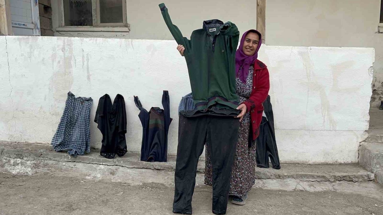 Kars’ta Sibirya Soğukları: Çamaşırlar Dakikalar İçinde Buz Kesti