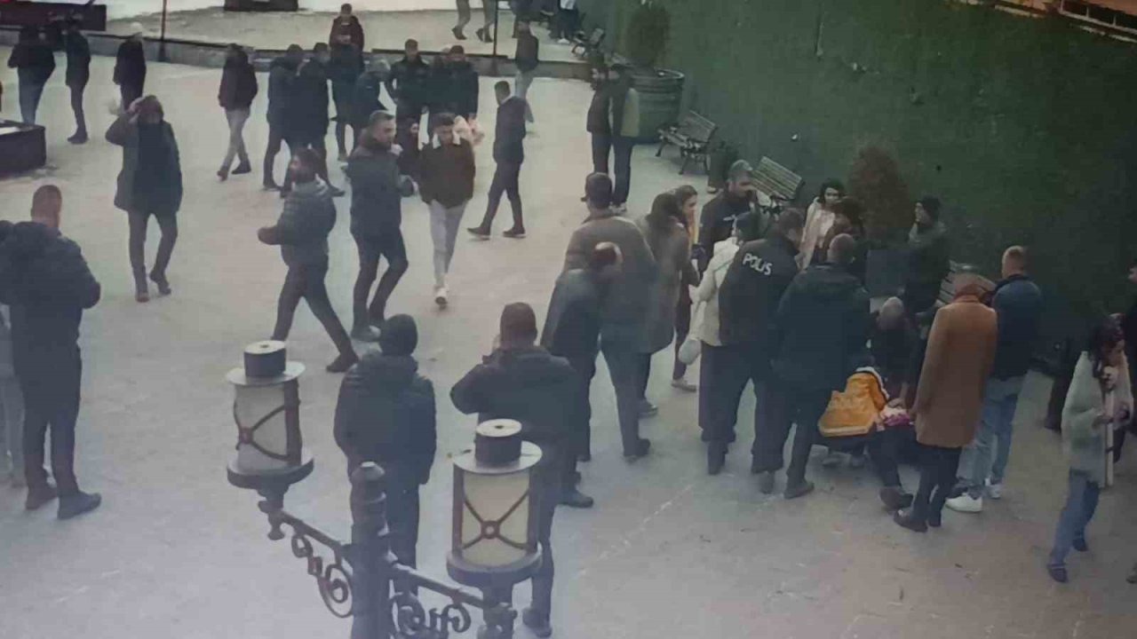 Kars’ta Valilik Parkı’nda Meydan Muharebesi: 7 Yaralı