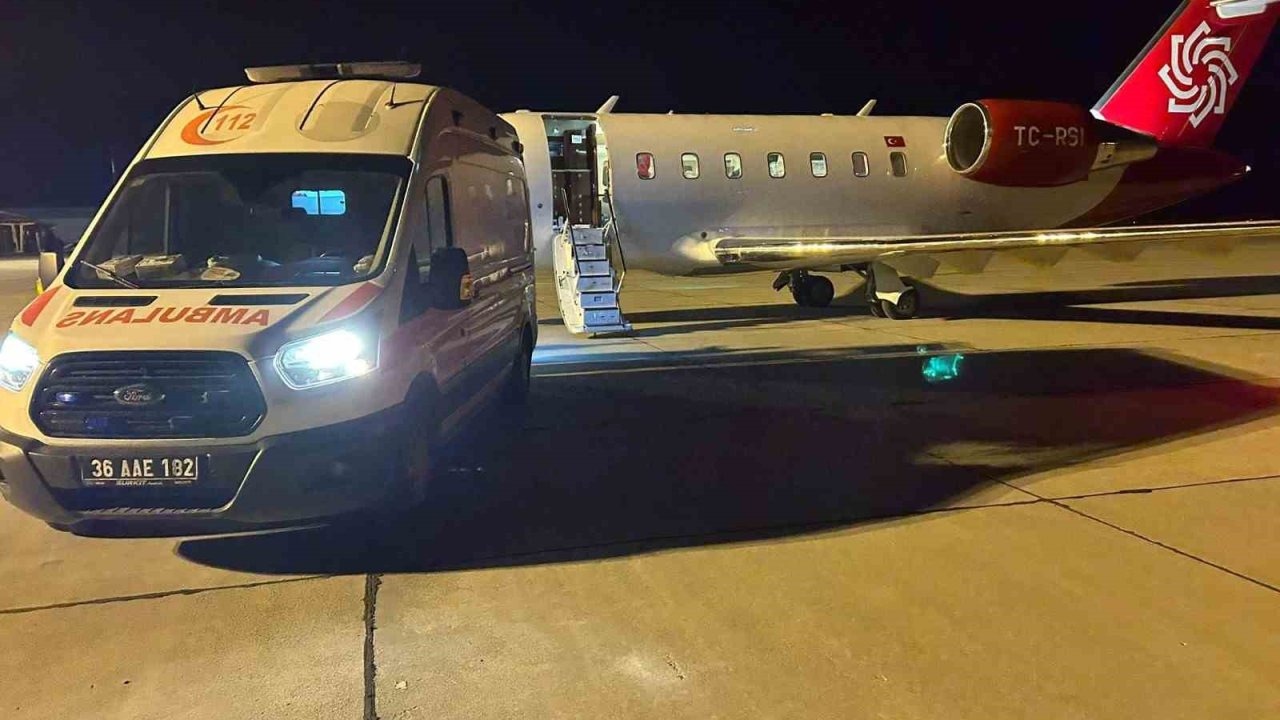 Kars’tan Ankara’ya Ambulans Uçak Seferberliği: 44 Günlük Bebek Tedavi İçin Nakledildi