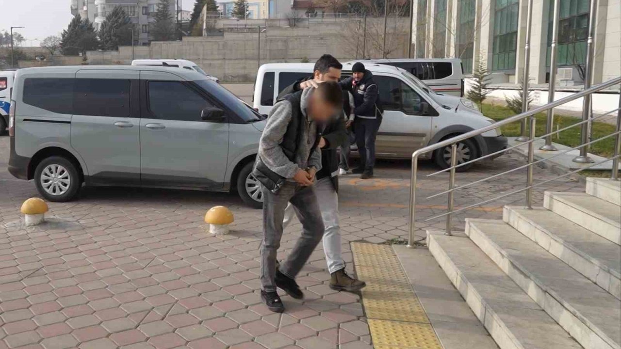 Kırıkkale’de 3 kişinin yaralandığı silahlı kavgaya karışan 6 şüpheliye adli kontrol