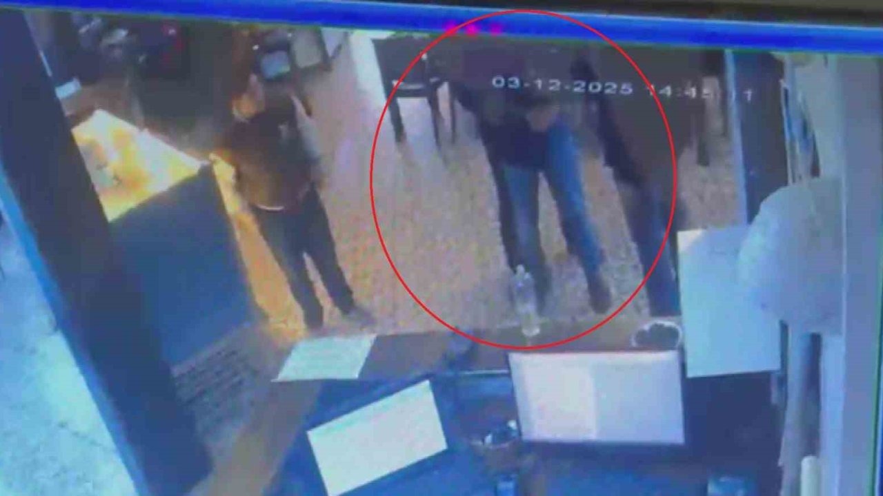 ‘Ölüyorum’ diye bağıran müşteriyi, garsonun heimclich manevrası hayata tutundurdu