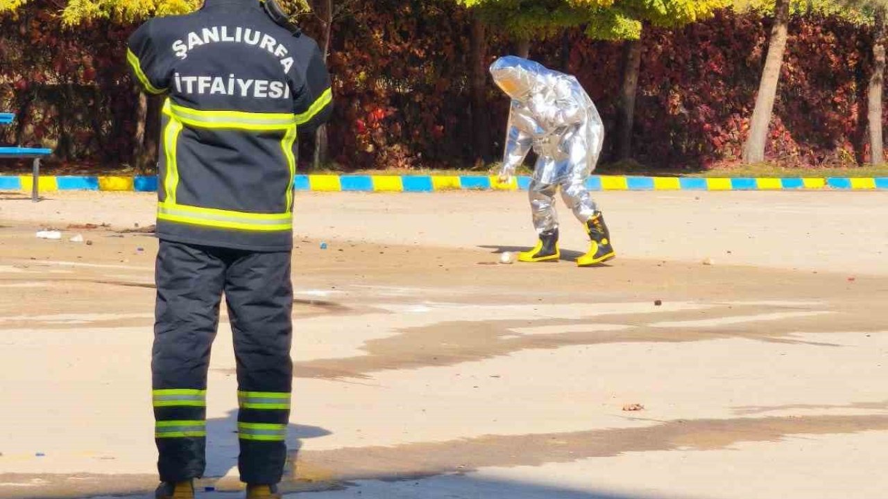 Şanlıurfa’da bir okulda deney tüplerinin patlaması sonucu 2 kişi yaralandı
