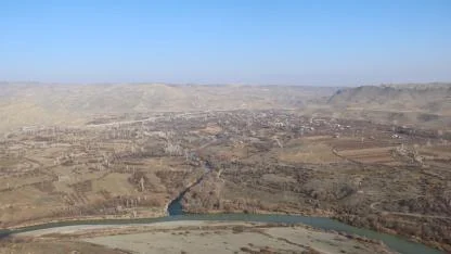 Türkiye-Ermenistan Sınır Hattı Havadan Görüntülendi: Aras Vadisi’nde Görsel Şölen