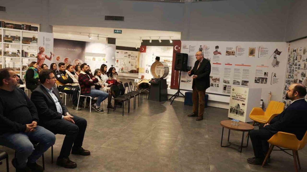 Türkiye’de HIV Vakaları Artış Eğiliminde: Uzmanlardan Erken Tanı Uyarısı