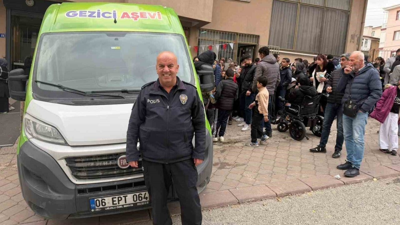 Türkiye’nin İyilik Rotası: Polis Memuru Mustafa Şahin’den 81 İle Gezici Aşevi!