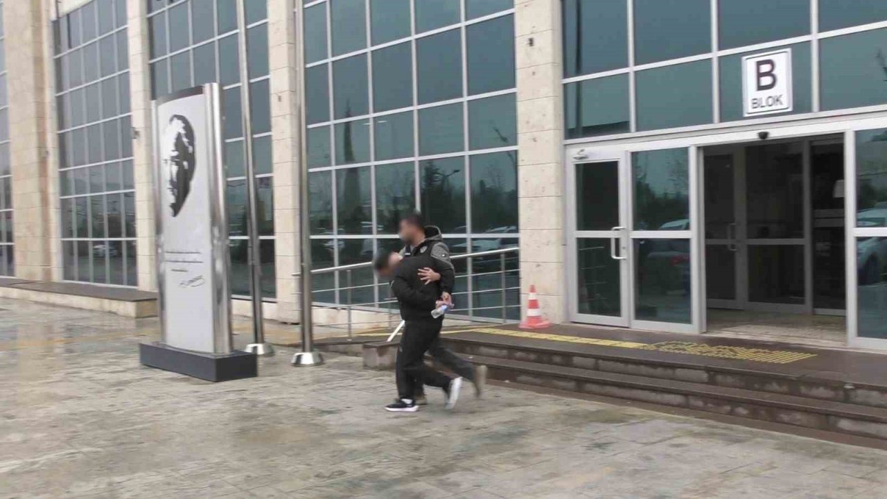 Uşak’ta uyuşturucu operasyonunda 3 kişi tutuklandı