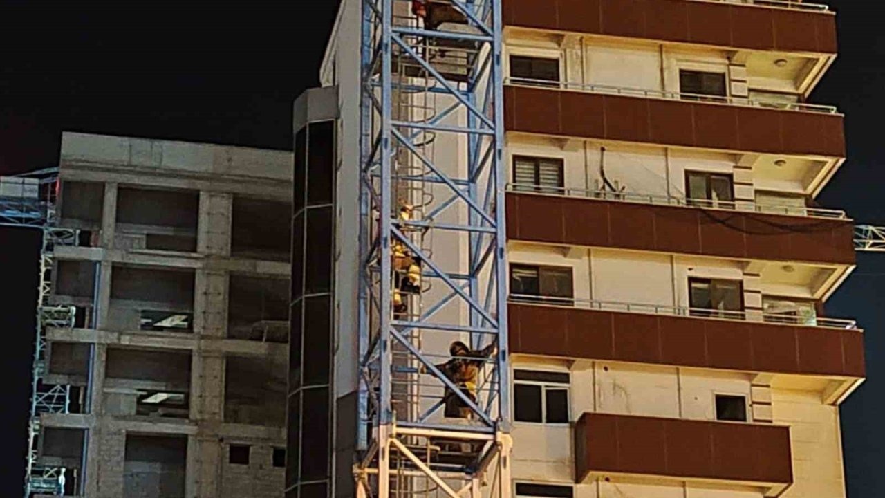 Vince çıkarak intihara kalkışan şahsı itfaiye vazgeçirdi