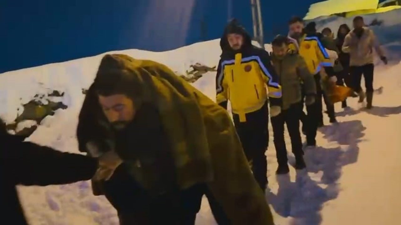 110 Yaşındaki Hasta İçin Seferberlik: 6 Saatlik Mücadeleyle Kurtarıldı