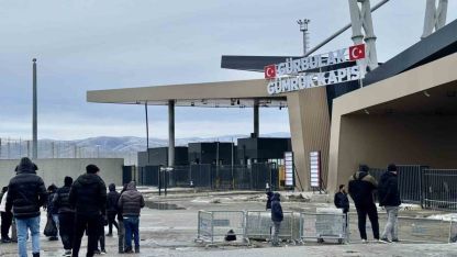 İran’daki Karışıklığa Rağmen Gürbulak’ta Sakinlik: İranlılardan Trump’a Tepki