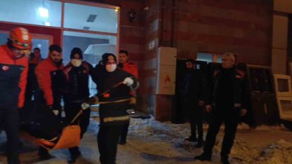 Kars'ta Asansör Boşluğuna Düşen Genç Hayatını Kaybetti