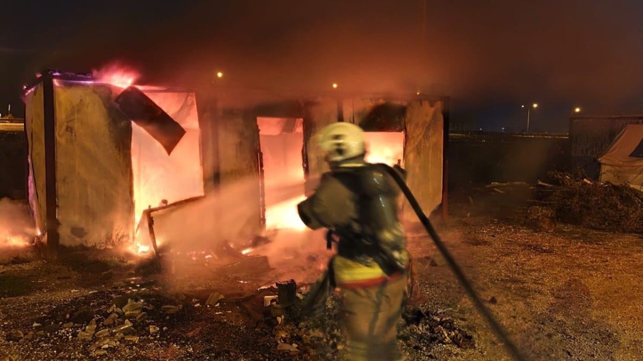 Antakya’da konteyner yangını