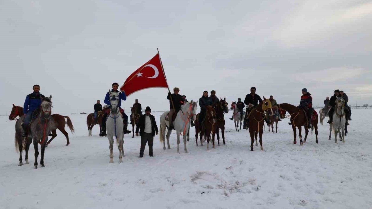 Aziziye’de Doğaya Şefkat Eli: Cirit Atları Yaban Hayatı İçin Koştu