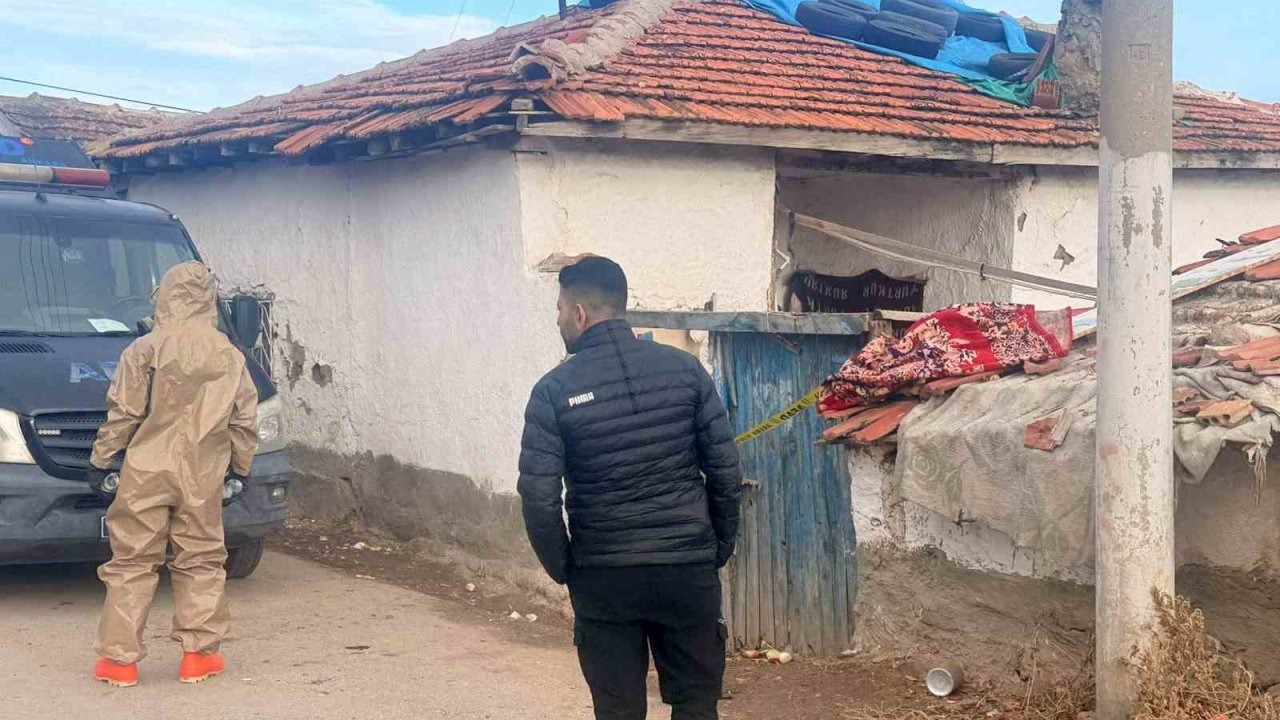 Boyaya eklenen katkı maddesi felakete yol açtı: 3 tarım işçisi ve 1 bebeğin durumu ağır