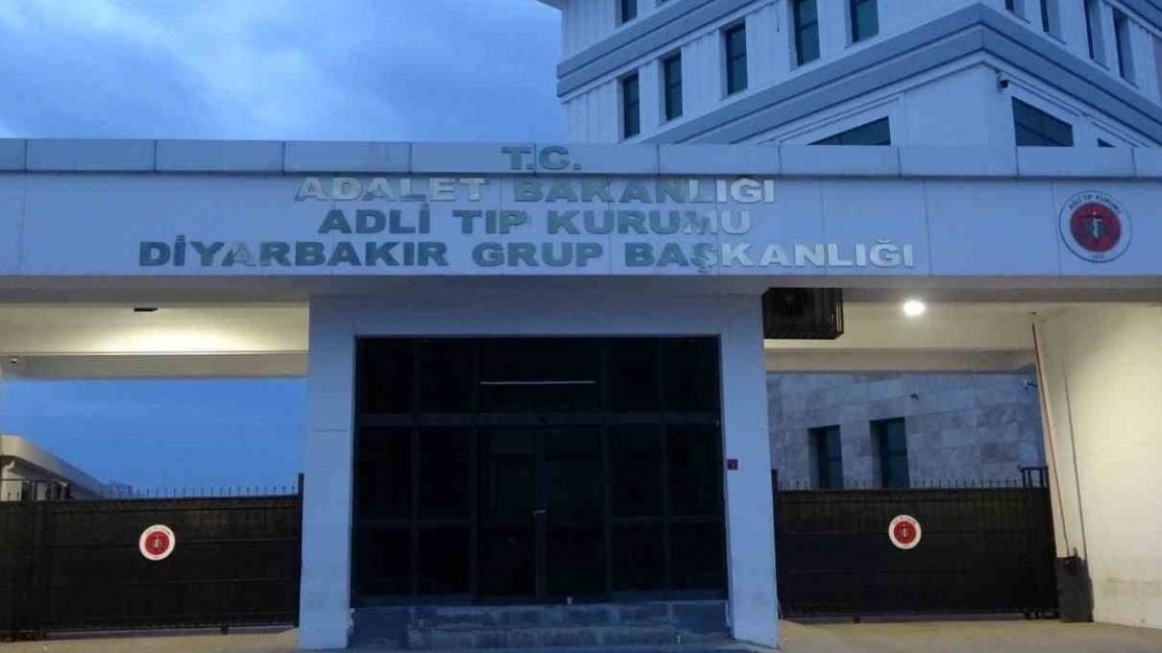 Diyarbakır’da silahla boğazından vurulan şahıs hayatını kaybetti