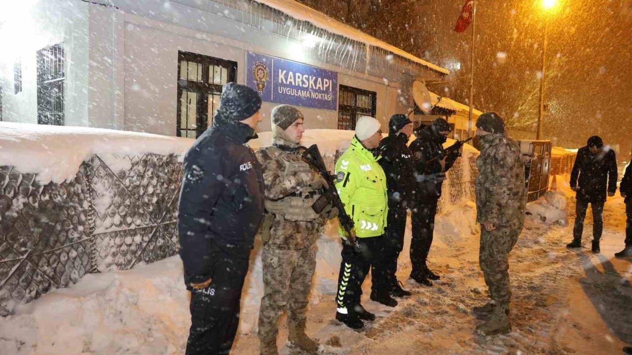 Erzurum Emniyet Müdürü Karaburun’dan Uygulama Noktasına Denetim