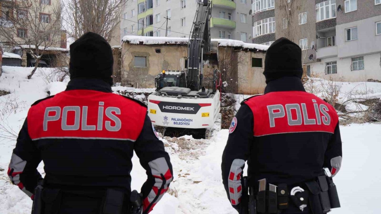 Erzurum'da Metruk Binalara Darbe: Suça Geçit Verilmeyecek