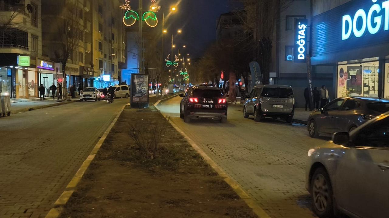 Iğdır’da Araç Sayısı Rekora Koşuyor: Trafik Kilitlenme Noktasında!