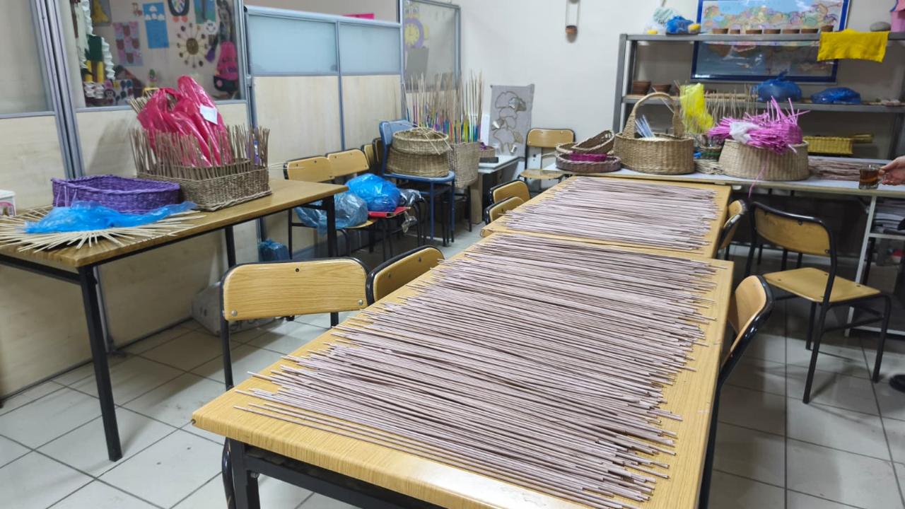 Iğdır’da Atık Kağıtlar Kadınların Elinde Sanata Dönüşüyor: Hem Doğa Hem Ekonomi Kazanıyor