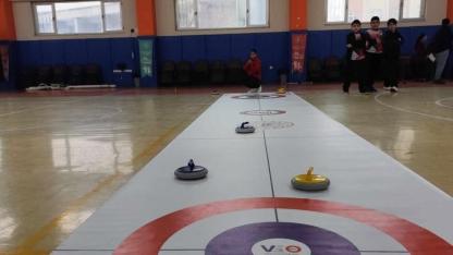 Iğdır'da Bir İlk: Floor Curling Heyecanı Topçular Spor Salonu’nda Başladı!