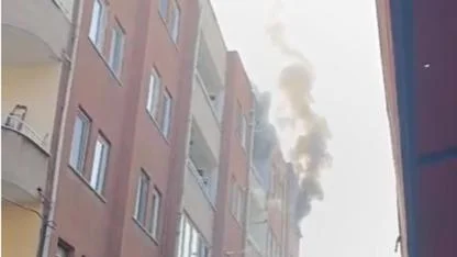 Iğdır'da Korkutan Yangın! 4. Kat Alevlere Teslim: İtfaiye Gecikti mi? Vatandaş Tepkili!