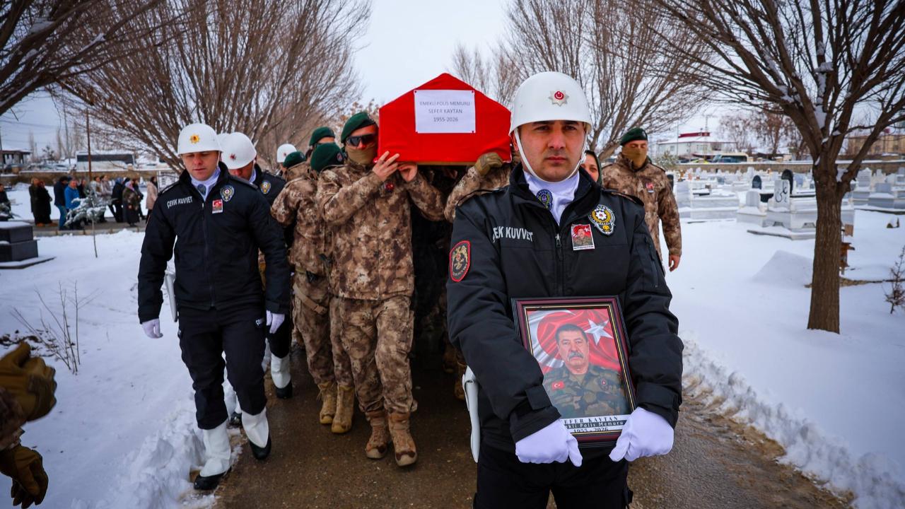 Iğdır'ın Acı Günü: Emekli Özel Harekatçı Sefer Kaytan Dualarla Uğurlandı