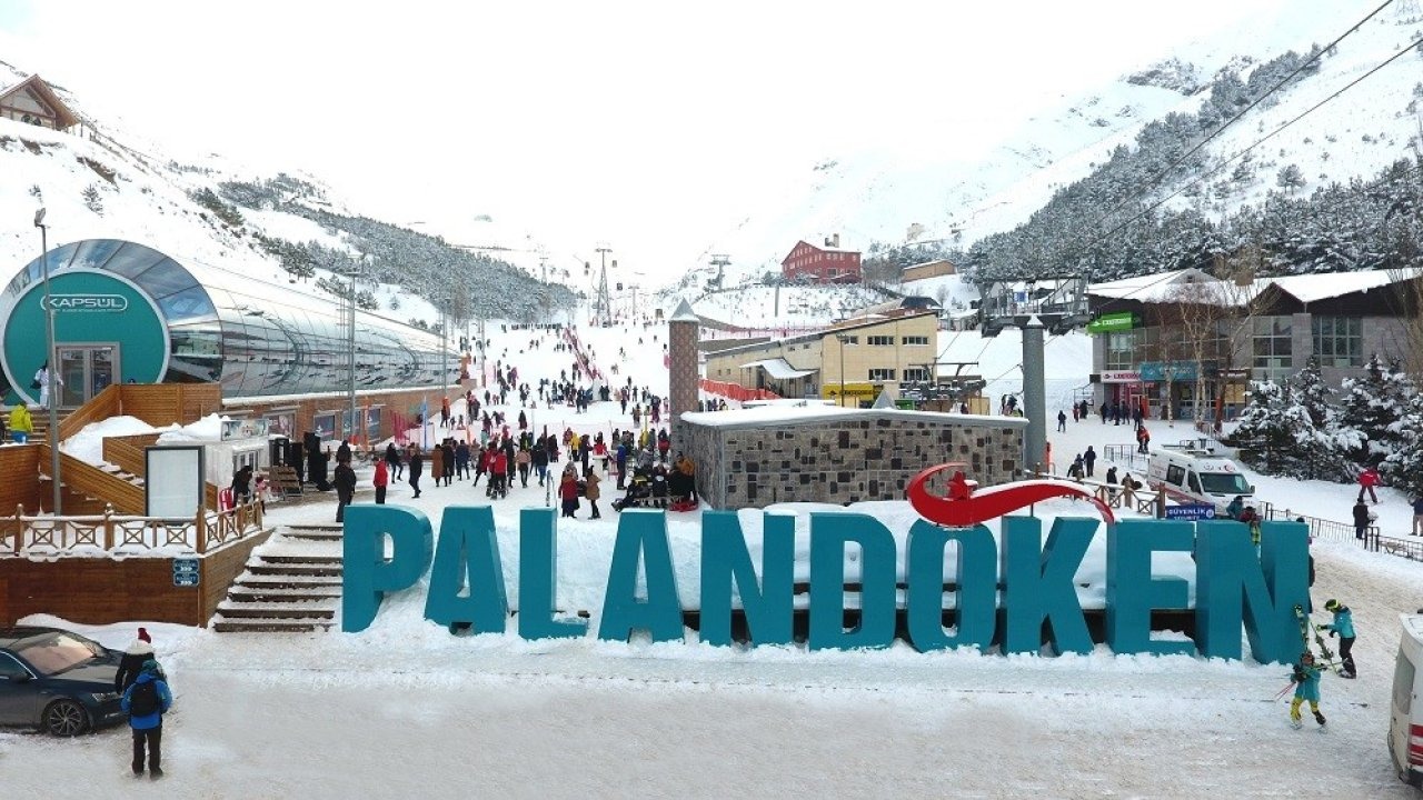 Kar Kalınlığı 2 Metreyi Aştı: Kayak Merkezlerinde Kar Rekoru