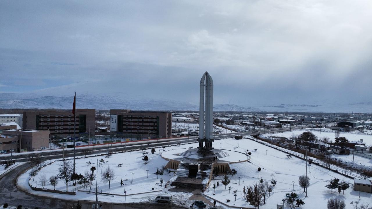 Kar Yağışının Ardından Iğdır Kılıçlar Anıt Müzesi Havadan Görüntülendi