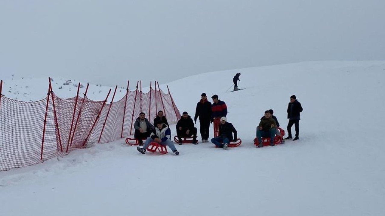 Muş’ta çocukların kayak keyfi: Güzeldağ’da sömestr neşesi